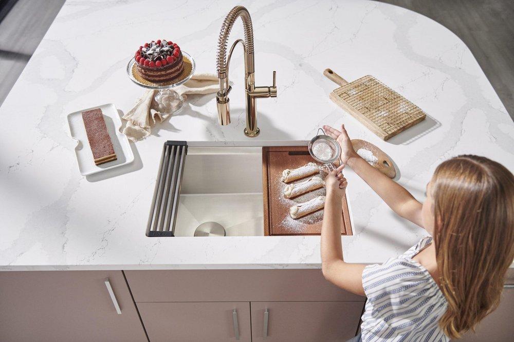 Ruvati 36 x 19 in. No Hole Single Bowl Undermount Kitchen Sink 