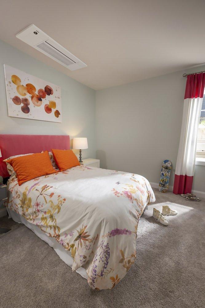 6,000 BTU - Indoor - One-Way Cassette - Mini-Split - 208/230V 