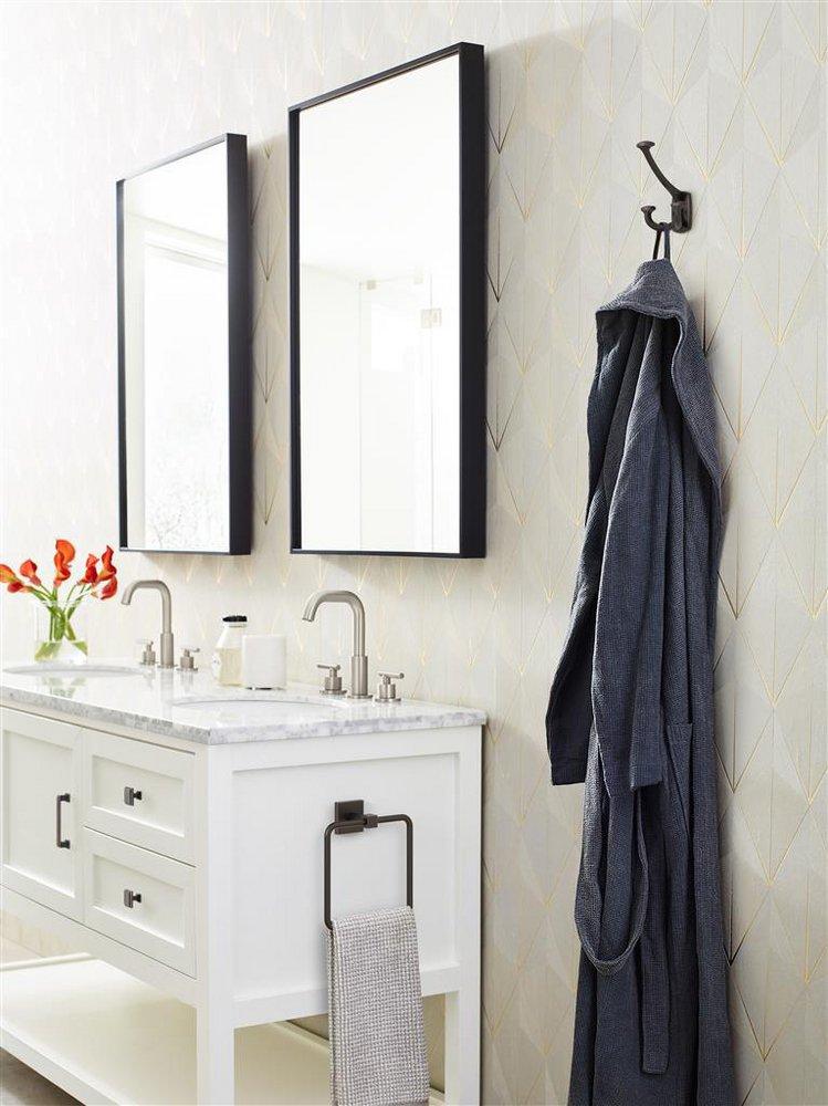 VICINITY TRADITIONAL TRIPLE PRONG OIL RUBBED BRONZE WALL HOOK 