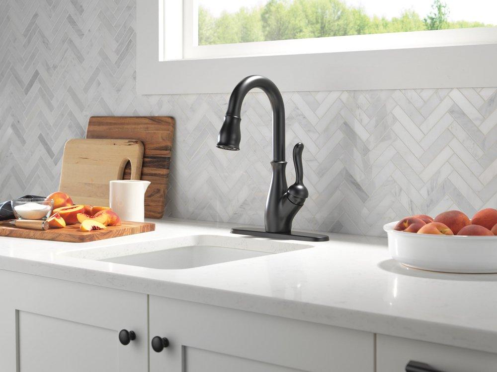 Delta Faucet Matte Black Single Handle Pull Down Bar Faucet 