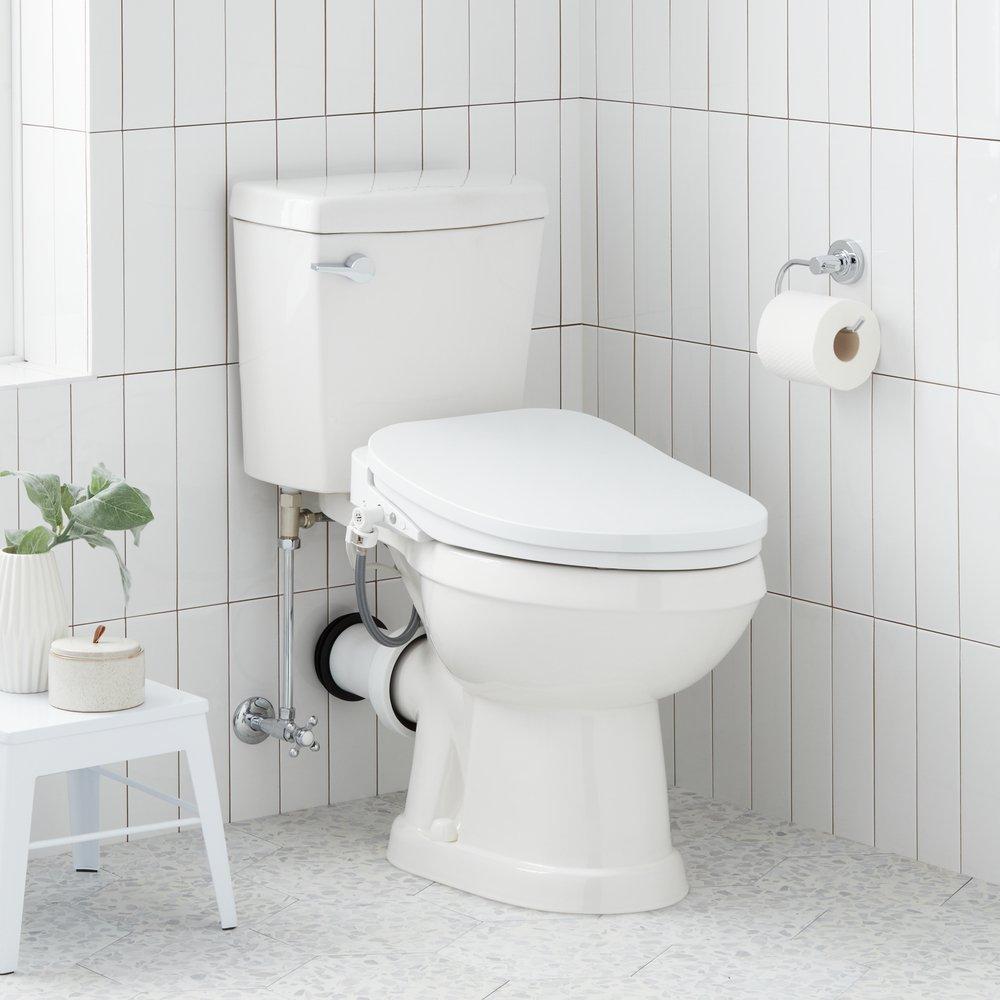 1.28 gpf Elongated Two Piece Toilet in White 