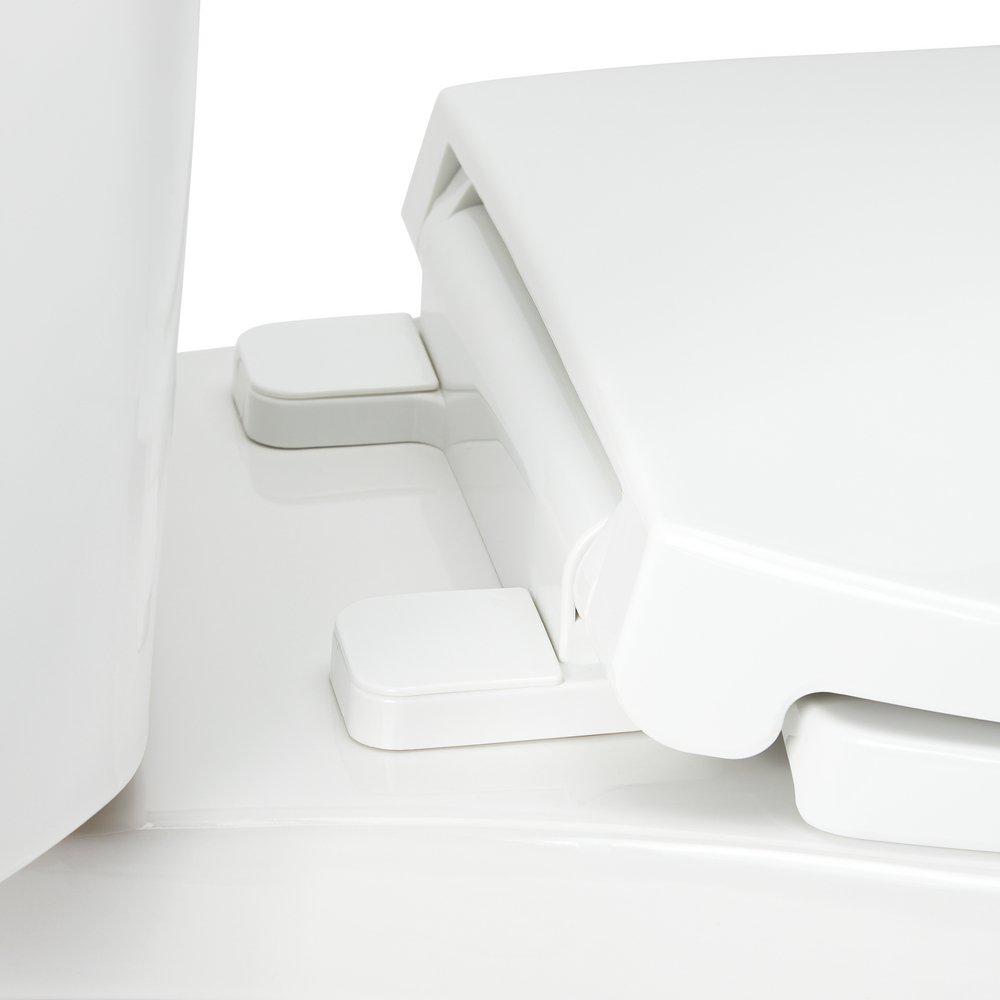 1.28 gpf Elongated Two Piece Toilet in White 