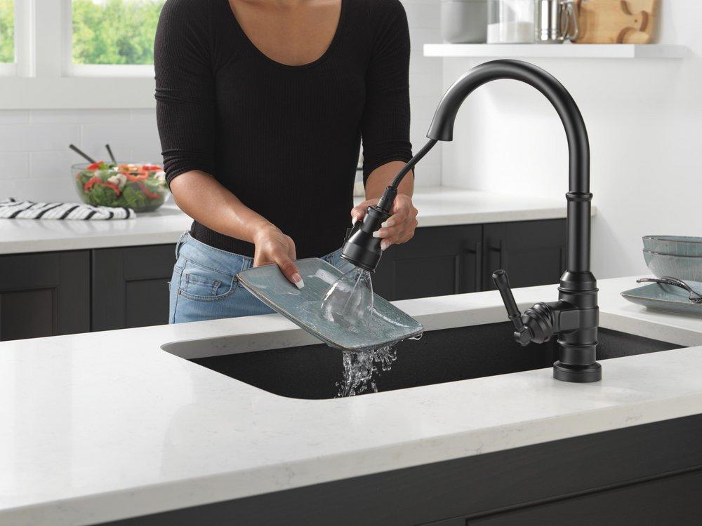 Delta Faucet Matte Black Single Handle Pull Down Touch Activated Kitchen Faucet 