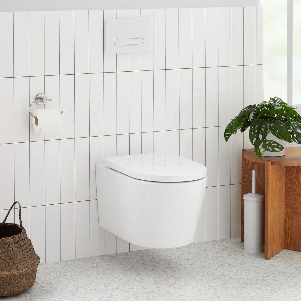 1.08 gpf/1.6 gpf Dual Flush Elongated Two Piece Toilet in White 