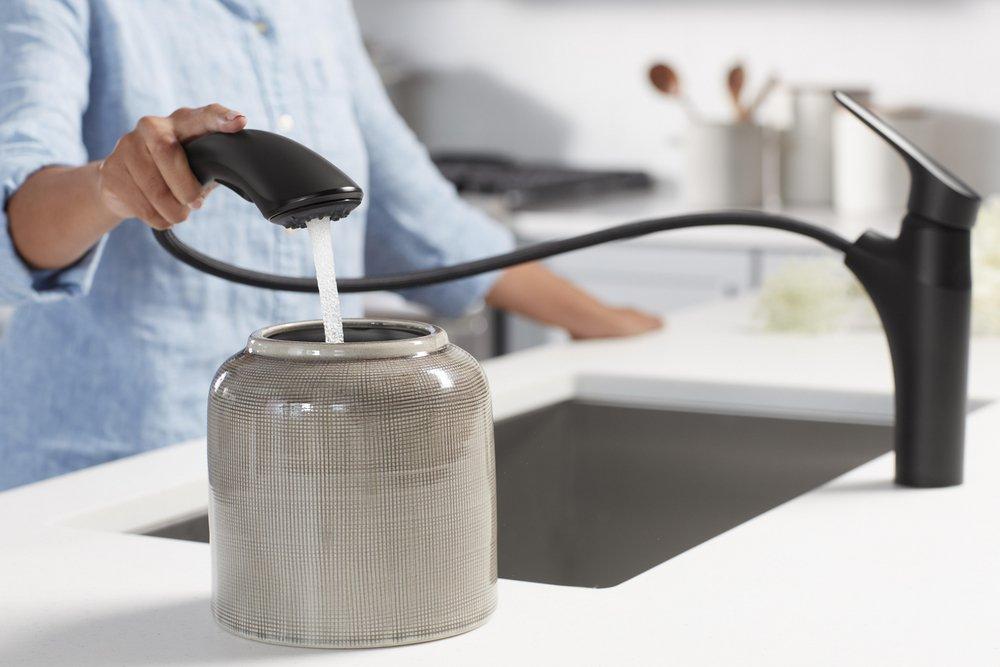 KOHLER Matte Black Single Handle Pull Out Kitchen Faucet 